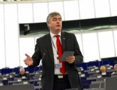 Dr. Milan Zver: "Na nove tehnologije se moramo pripraviti že danes."