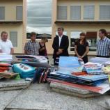 Dr. Milan Zver in Andrej Čuš podarila šolske potrebščine OŠ Trnovska vas
